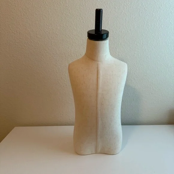Kids’ Size 5/6 Mannequin Pinnable Torso - Picture 1 of 5